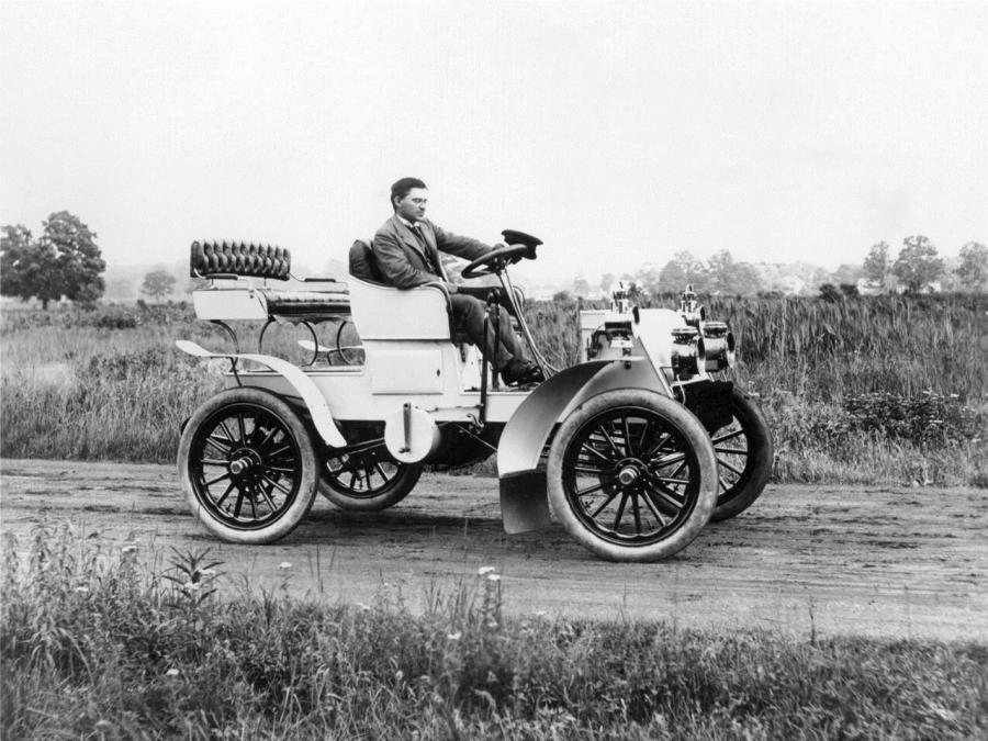  Packard Model F Runabout 1902 года  (фото 2 из 7)